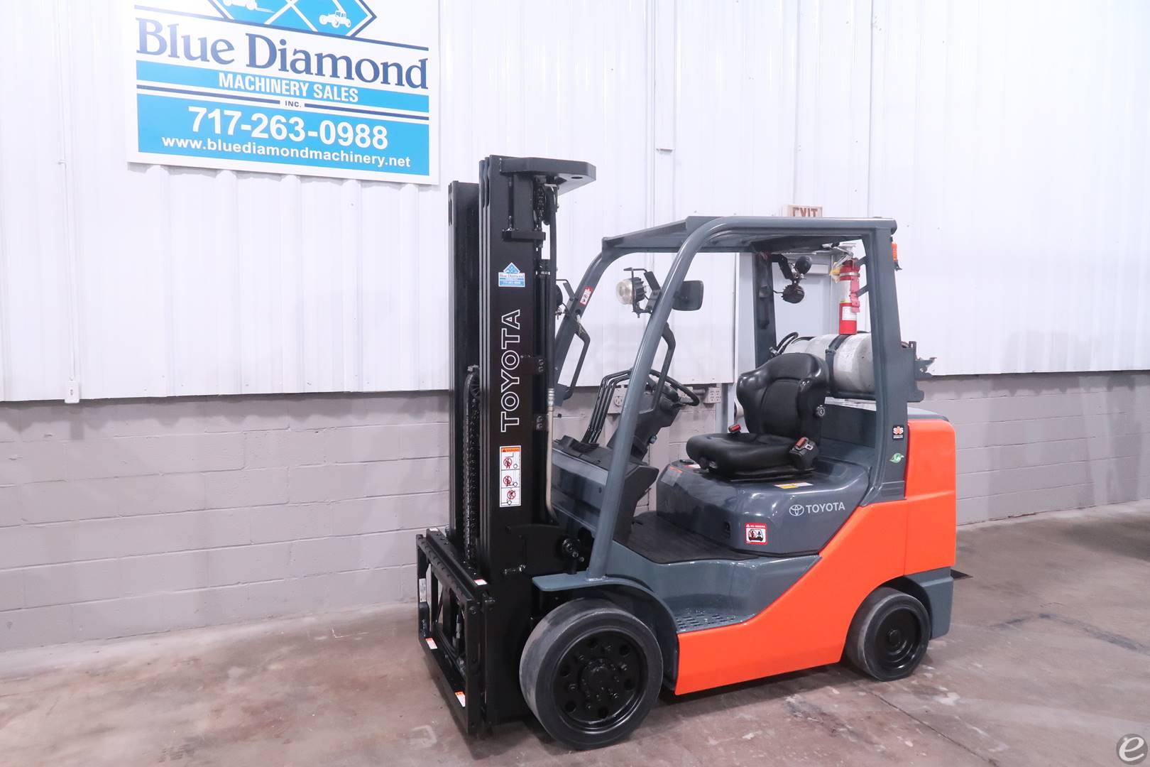 2015 Toyota 8FGCU32 LP Gas Forklift...