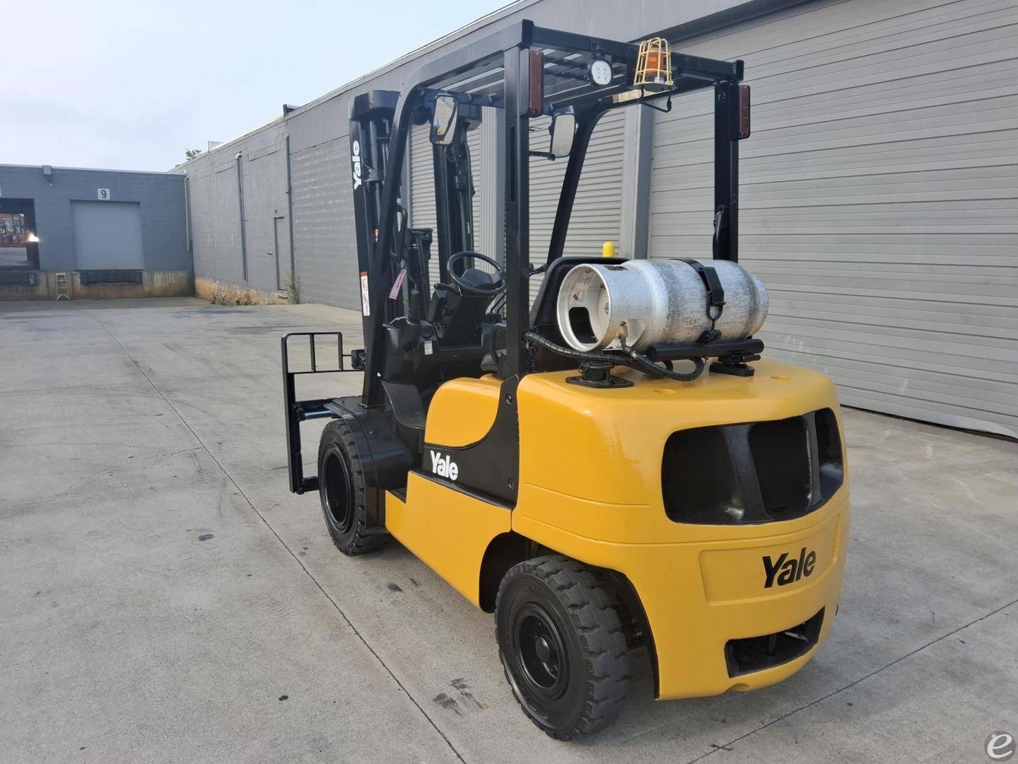 2017 Yale GLP060MX