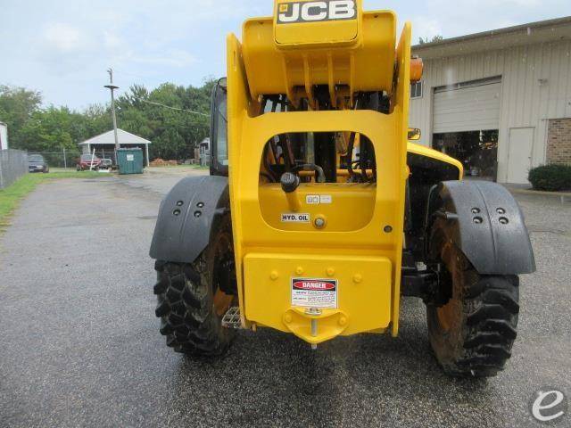 2017 JCB 509-42