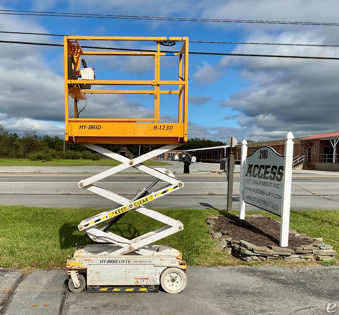 2017 Hy-Brid Lifts HB1230S3