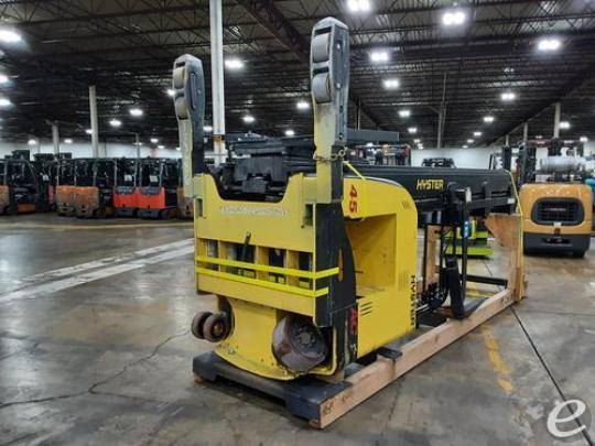 2017 Hyster N45ZR2-21.5 Electric Reach Truck - 123Forklift