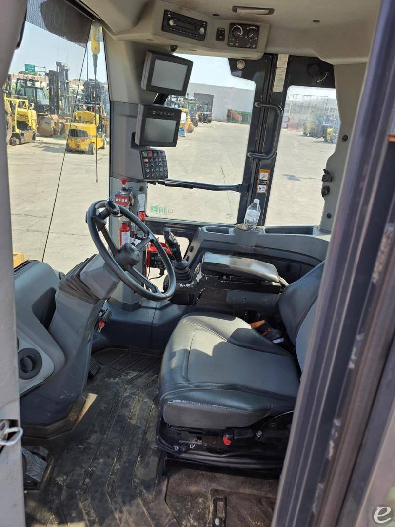 2021 John Deere 624 P-TIER