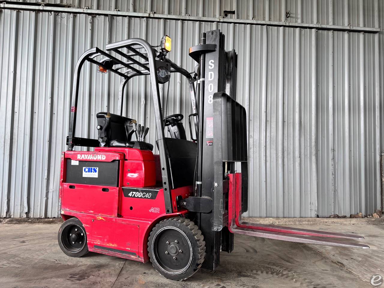 2014 Raymond 470-C40TT Electric Forklift - 123Forklift