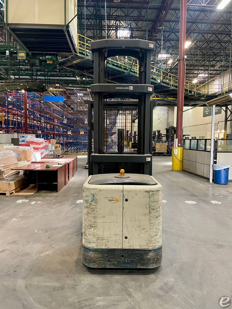 2014 Crown SP3520-30