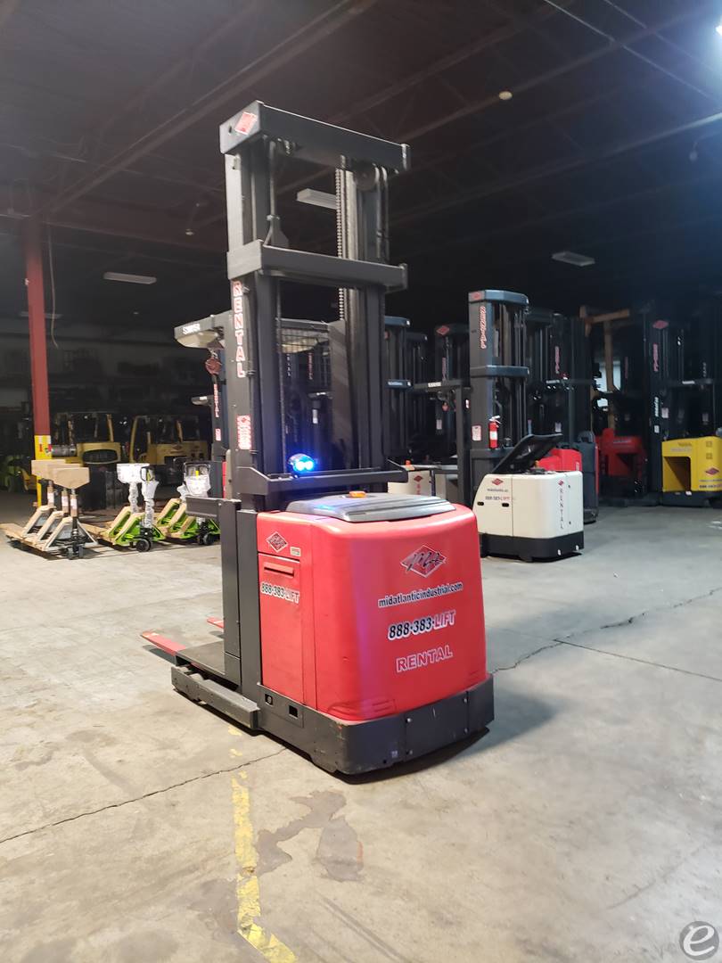 2008 Raymond 560-OPC30TT Electric Order Picker - 123Forklift