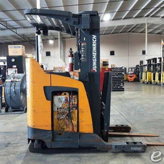 2016 Jungheinrich ETR340 Electric R...