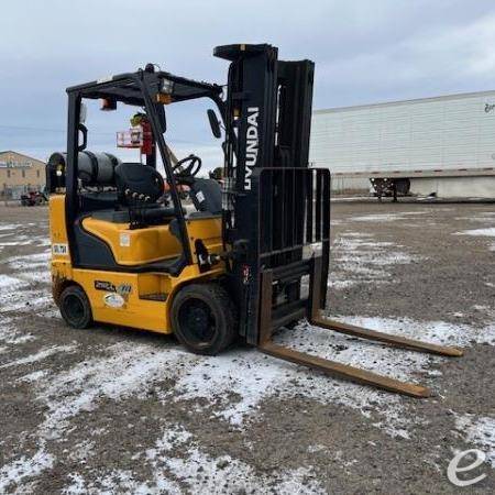 2021 Hyundai 25LC-7A