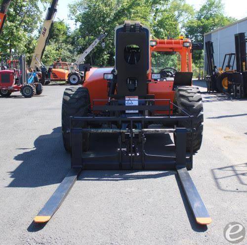 2016 JLG G15-44A