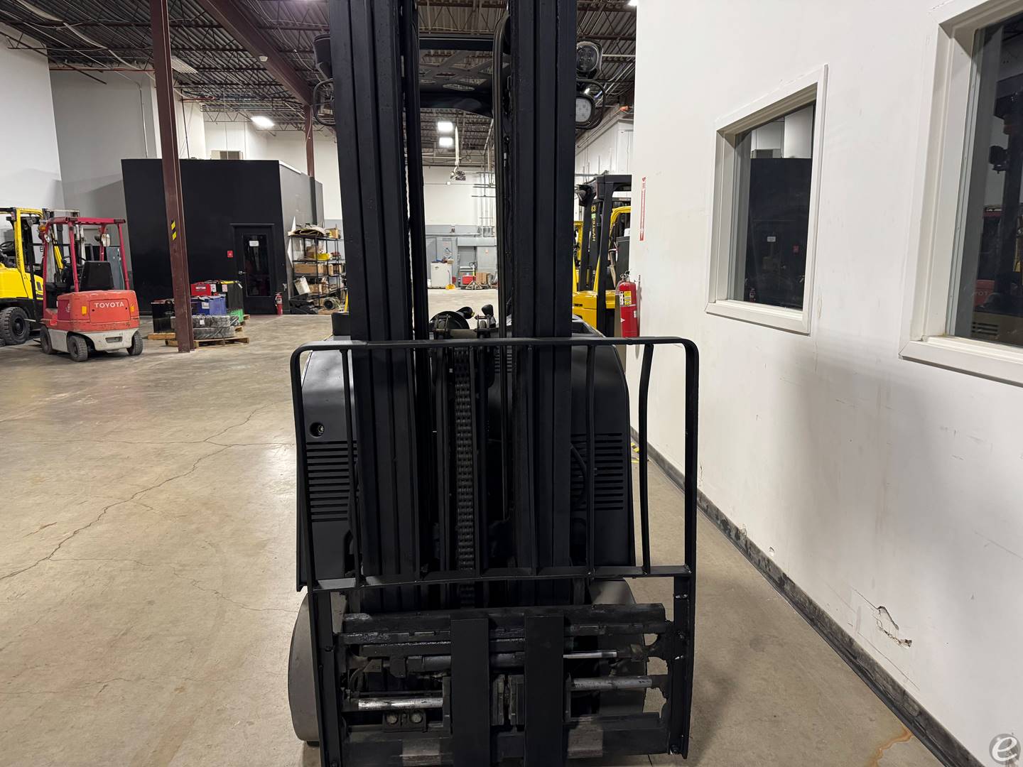 2015 Yale ESC040AD