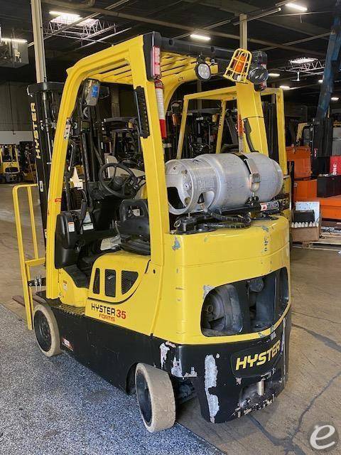 2020 Hyster F010V03278U
