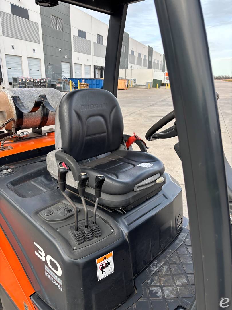 2021 Doosan G30N-7DF