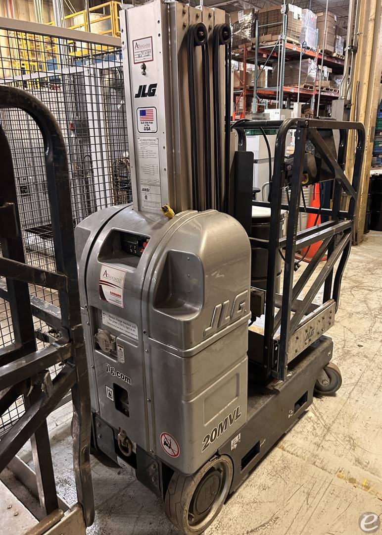 2017 JLG 20MVL