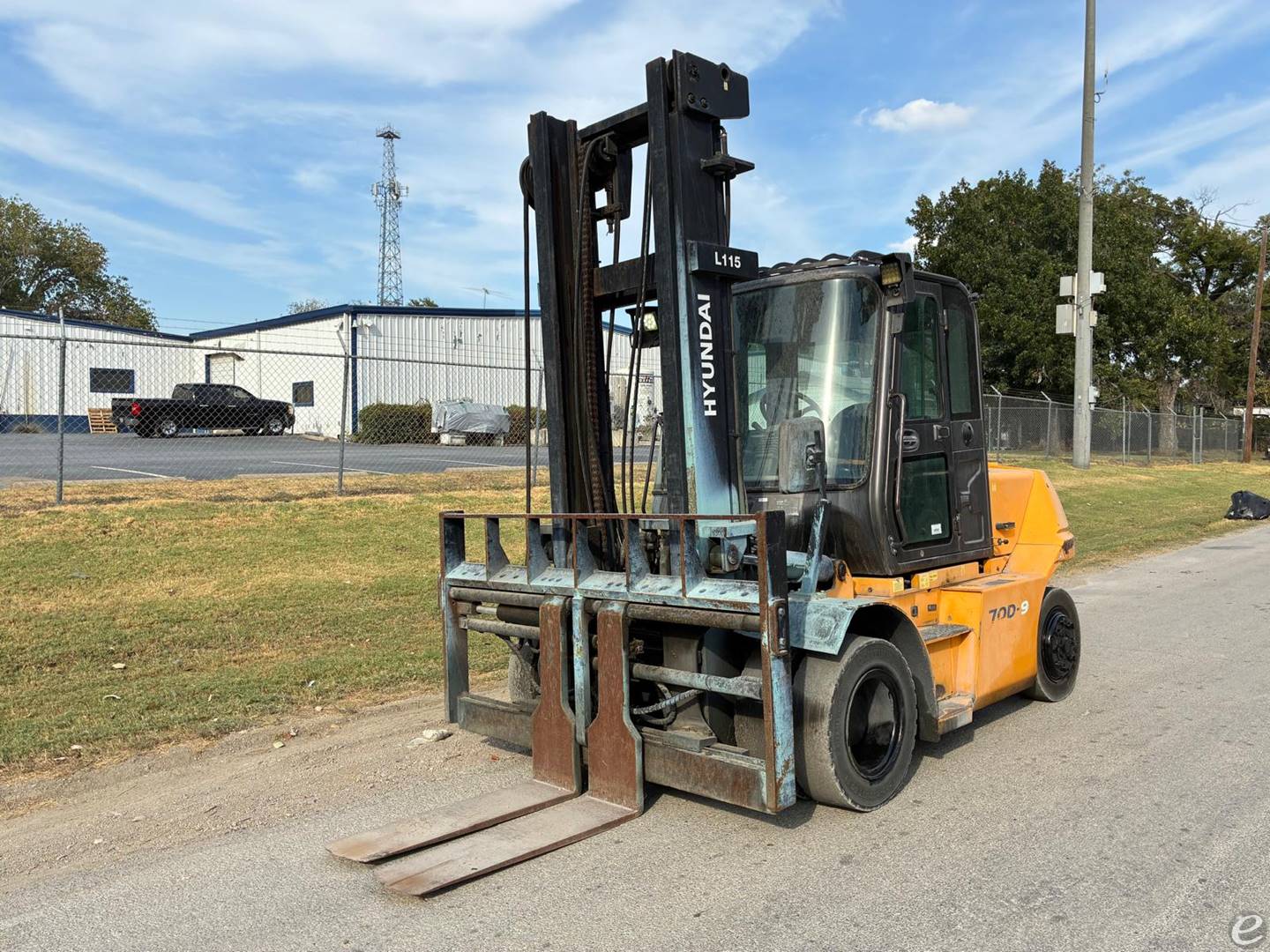 2019 Hyundai 70D-9
