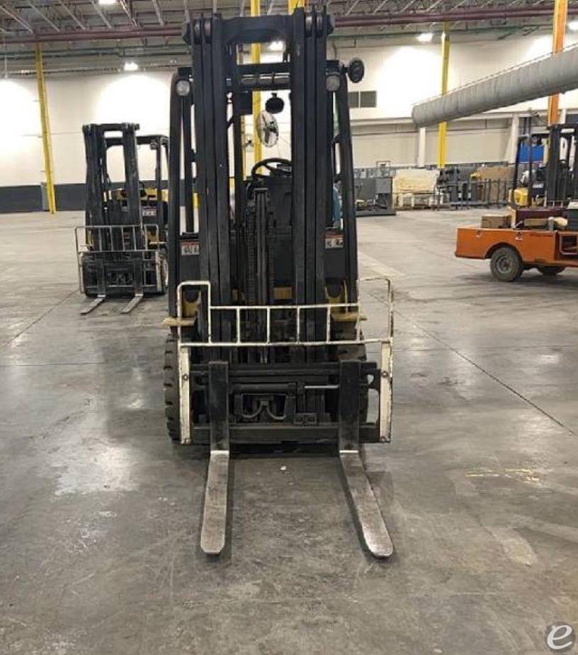 2011 Yale GLP050VX