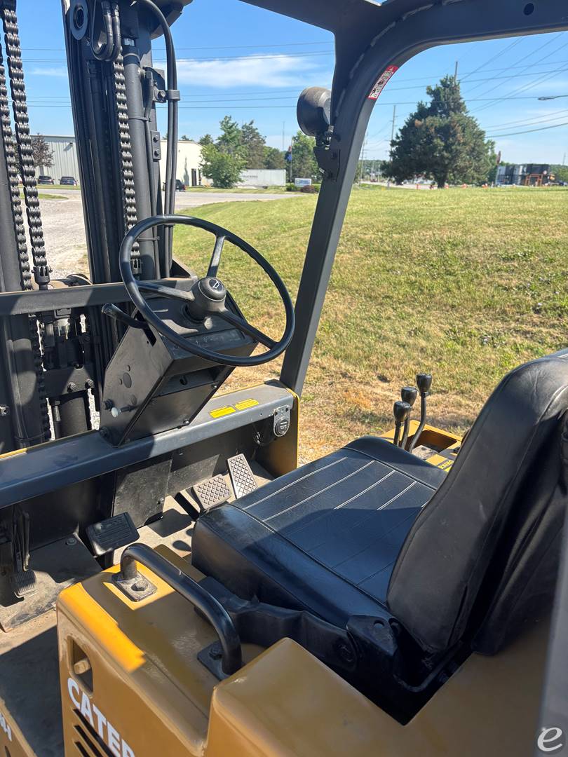 1989 Cat T80D-STR