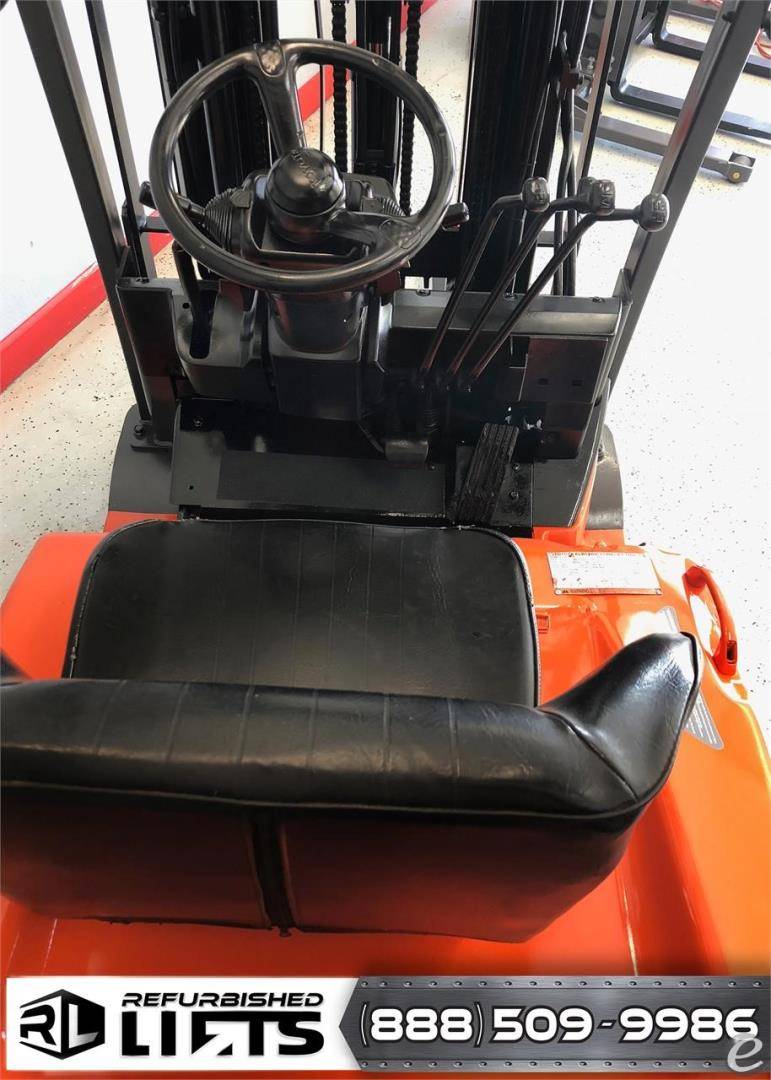 2011 Toyota 7FBEU20 Electric Forklift - 123Forklift