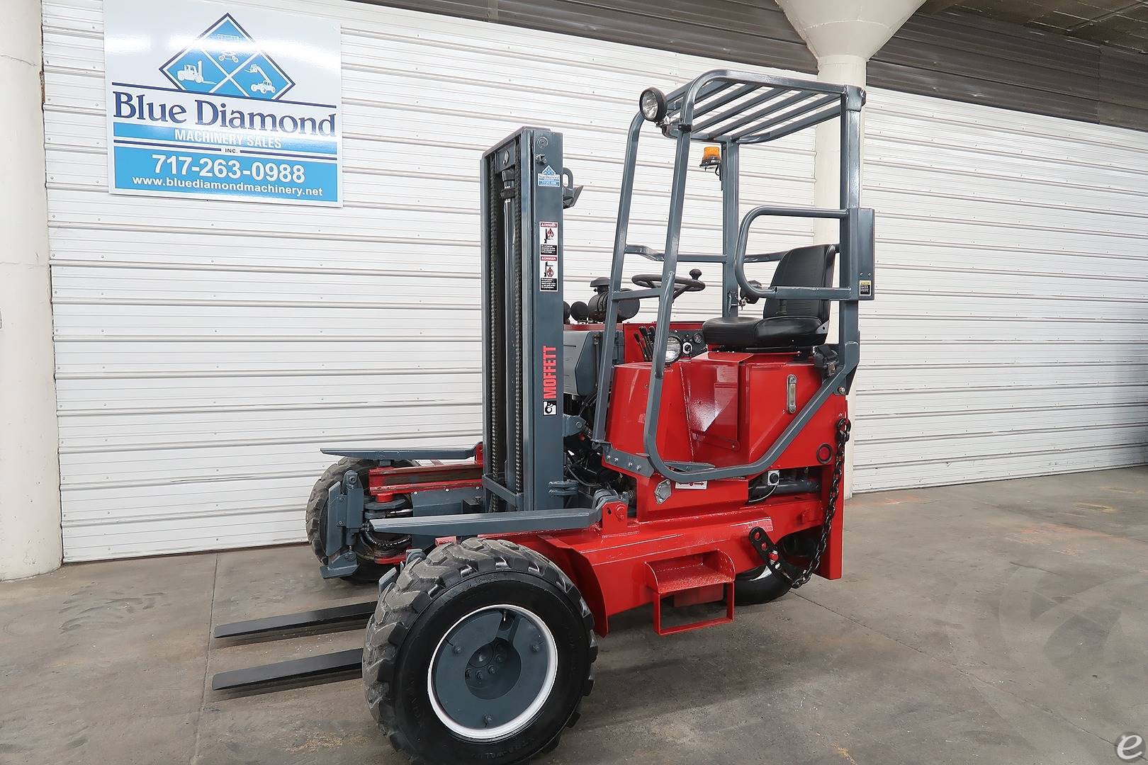 2005 Diesel Moffett Truck Mounted Forklift (Sod Loaders) Eliftruck