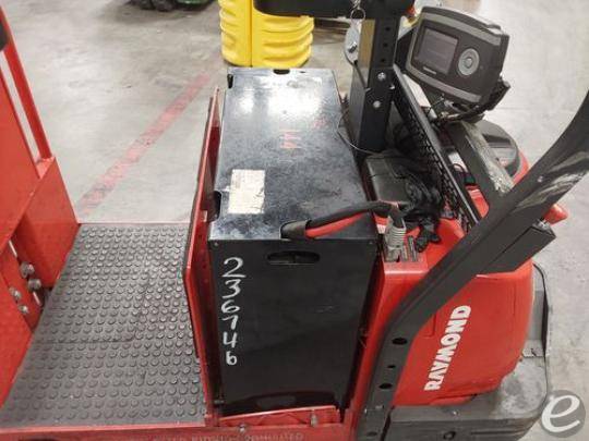 2017 Raymond 3020
