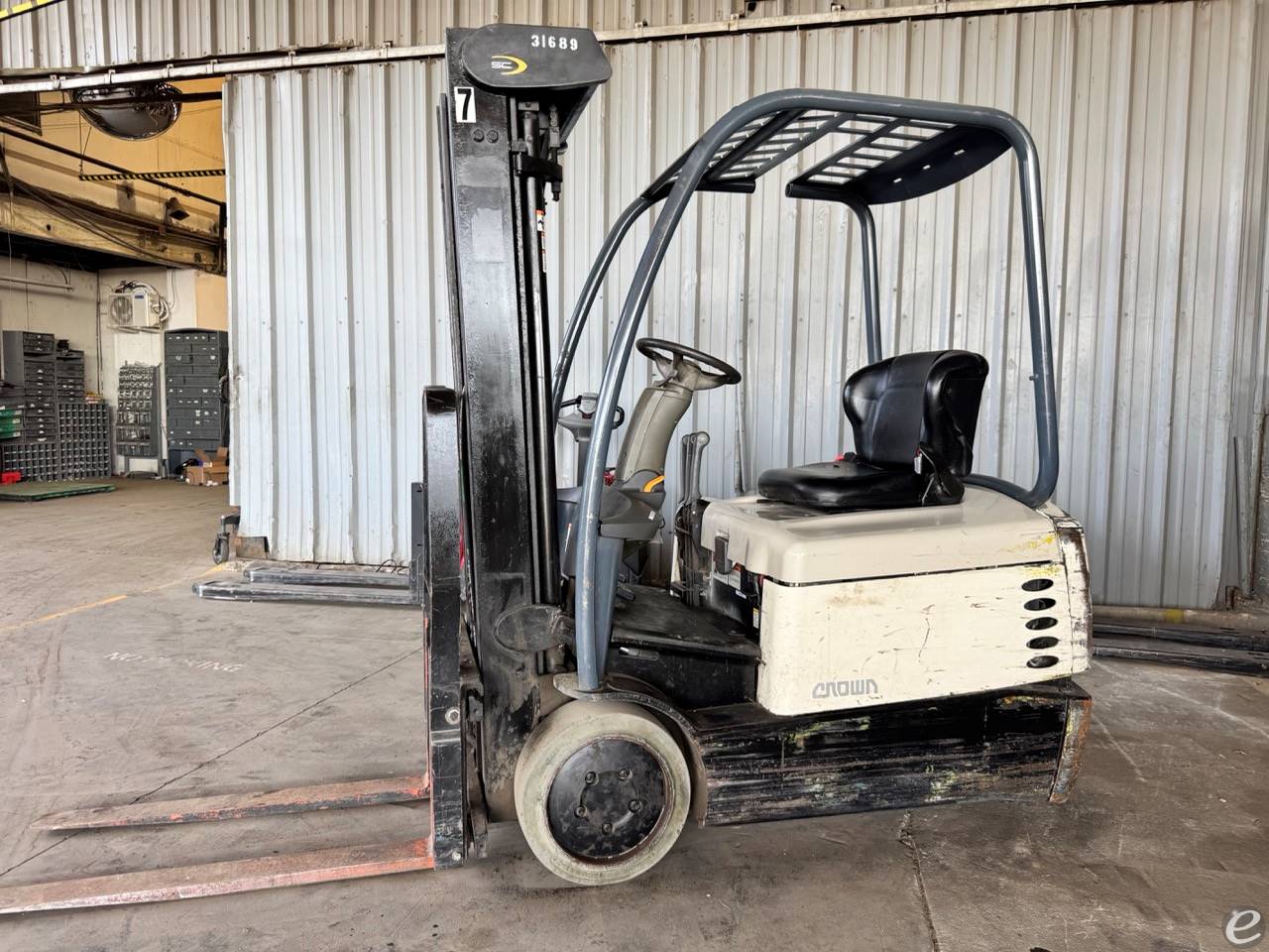 2000 Crown SC4020-30