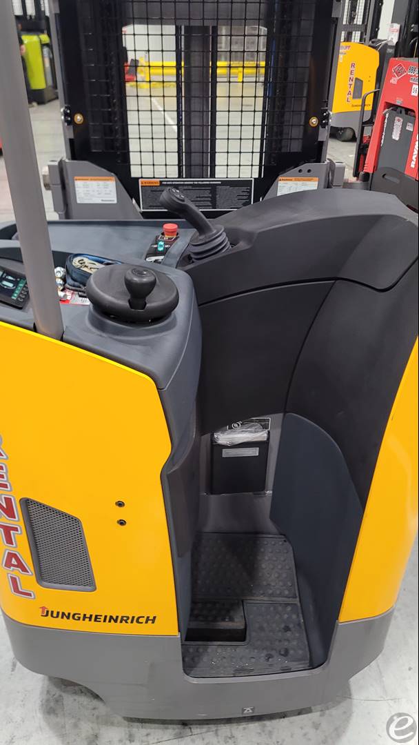2024 Jungheinrich ETR335