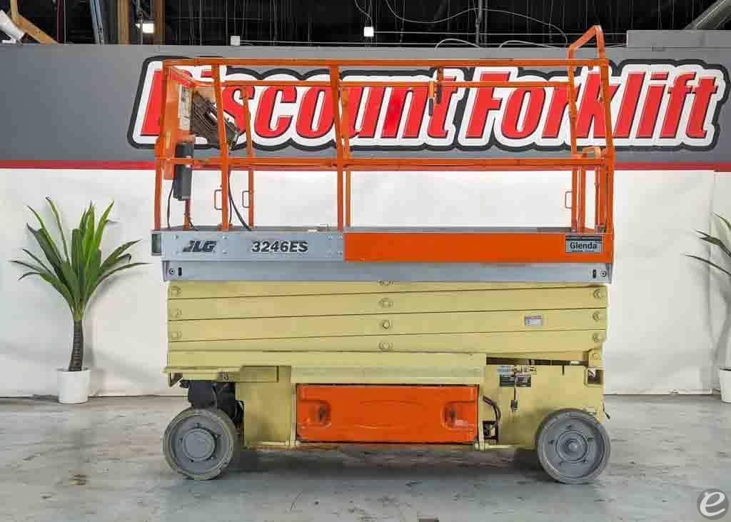 2018 JLG 3246ES Electric Scissor Lift - 123Forklift