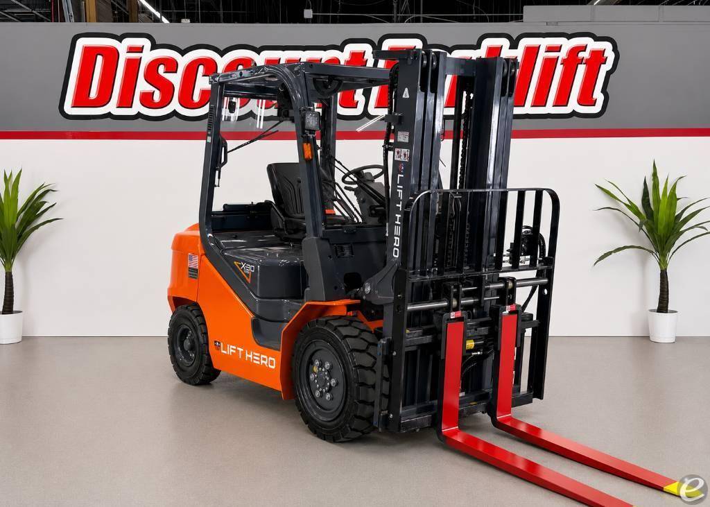 2026 Lift Hero CPCD30-X- MODEX