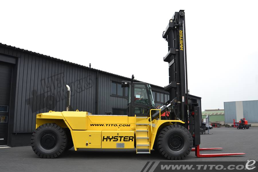 2017 Hyster H900HD