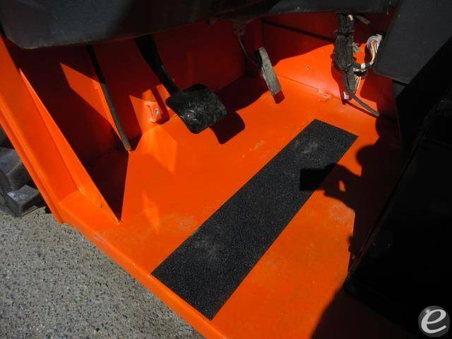 2015 JLG G9-43A