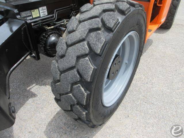 2015 JLG G10-55A