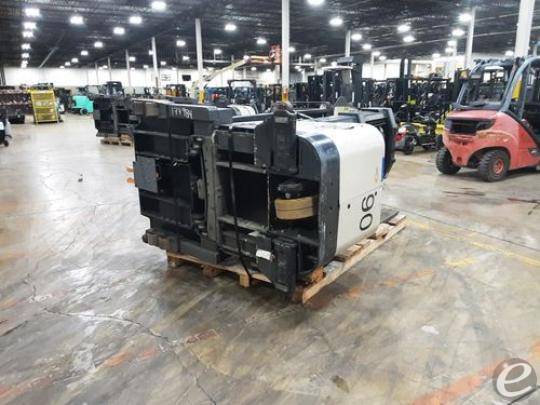 2017 Crown SP4050-30 Electric Order Picker - 123Forklift