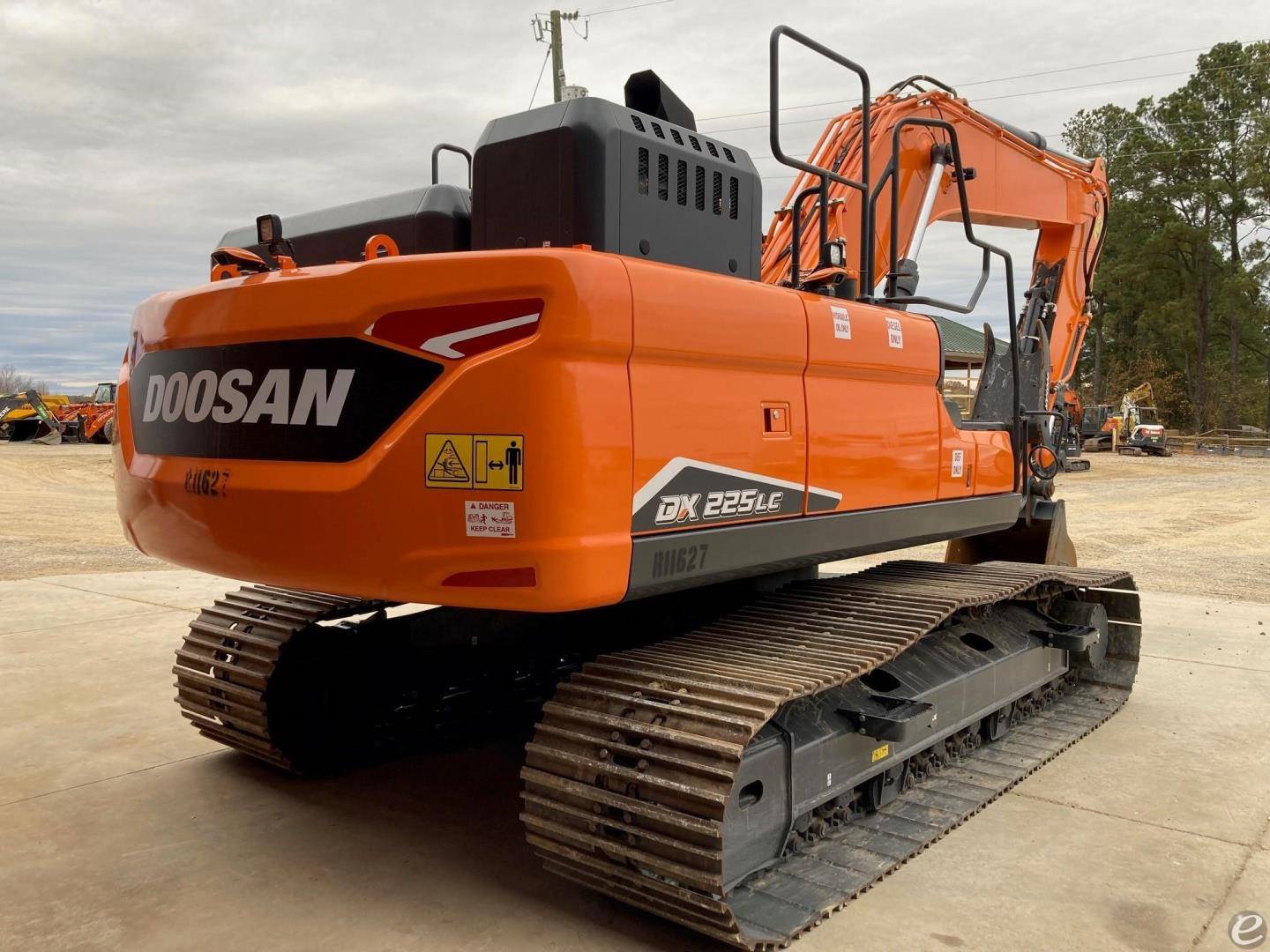 2022 Doosan DX225 LC-7
