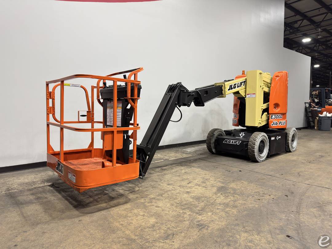 2014 JLG E300AJP