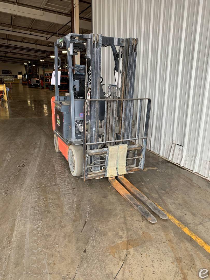 2016 Toyota 8FBCU25 Electric Forklift - 123Forklift