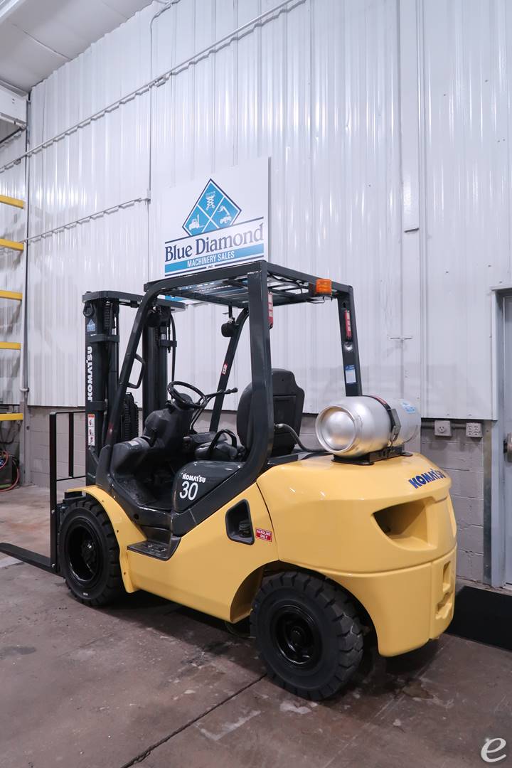 2014 Komatsu FG30HT-16 Dual Fuel Forklift - 123Forklift