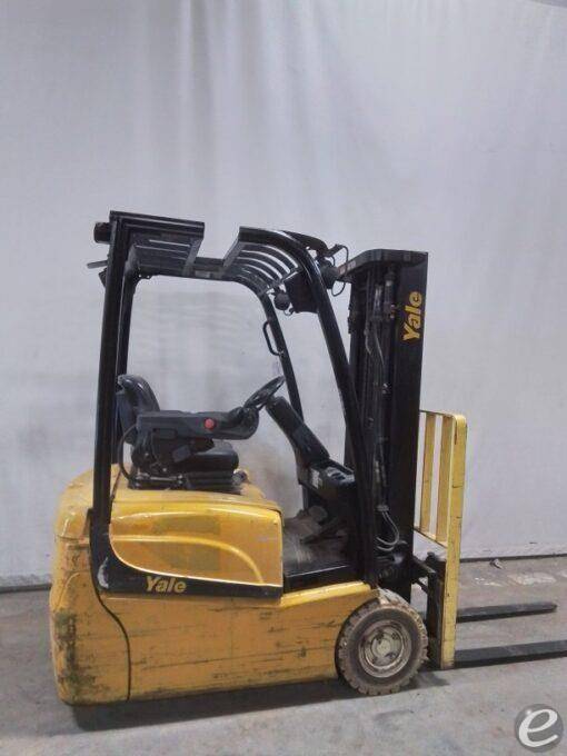 2010 Yale ERP030VT