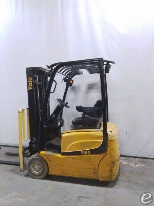2010 Yale ERP030VT