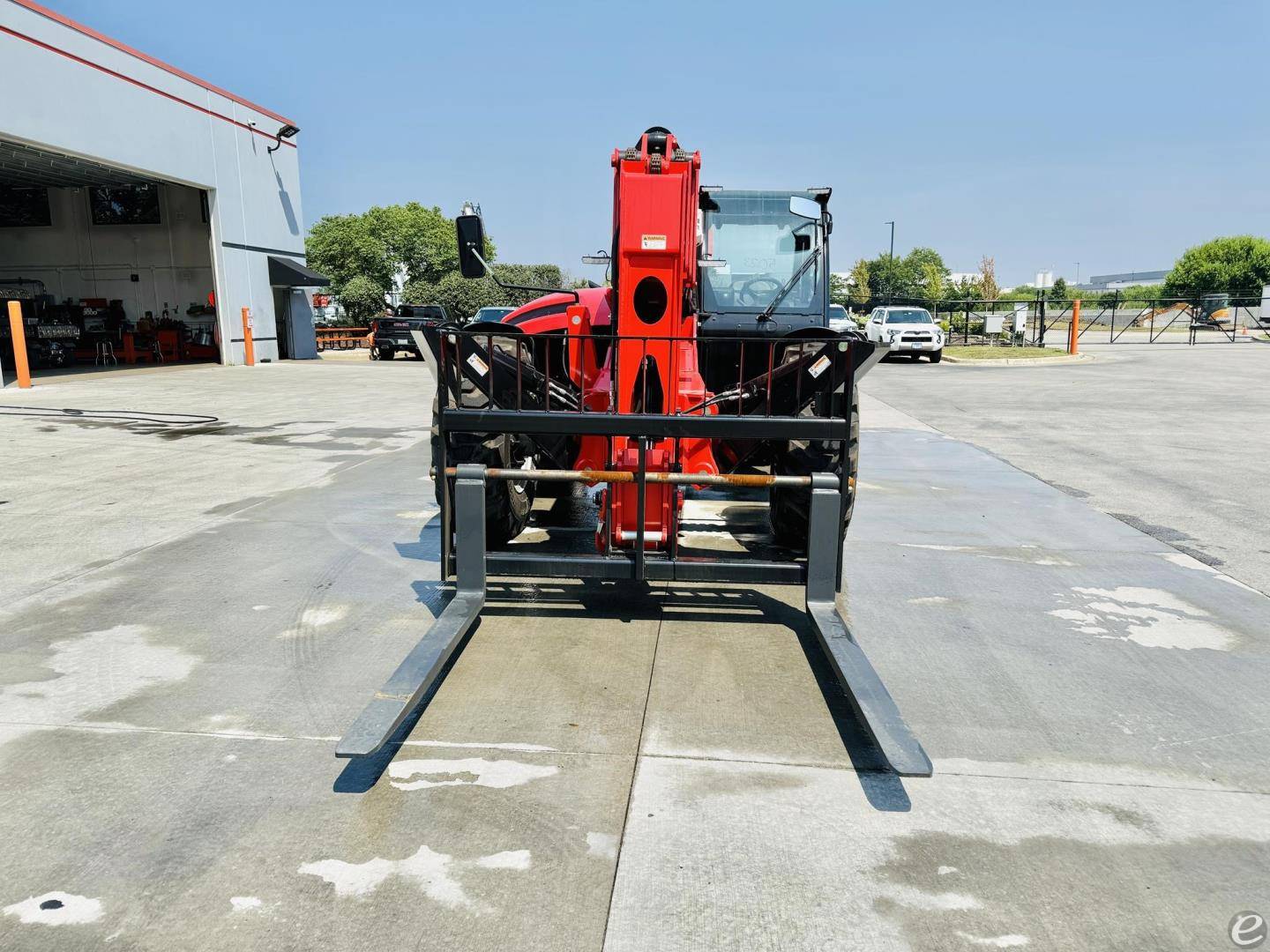 2025 Manitou MTA1055