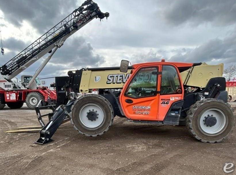 2022 JLG 1255