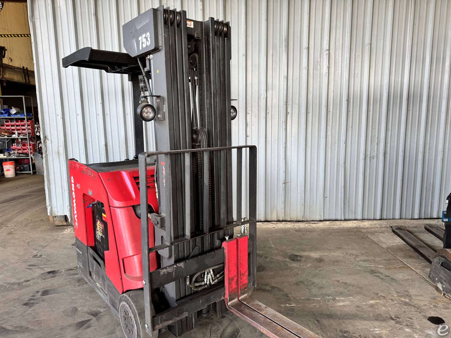 2017 Raymond 425-C35QM