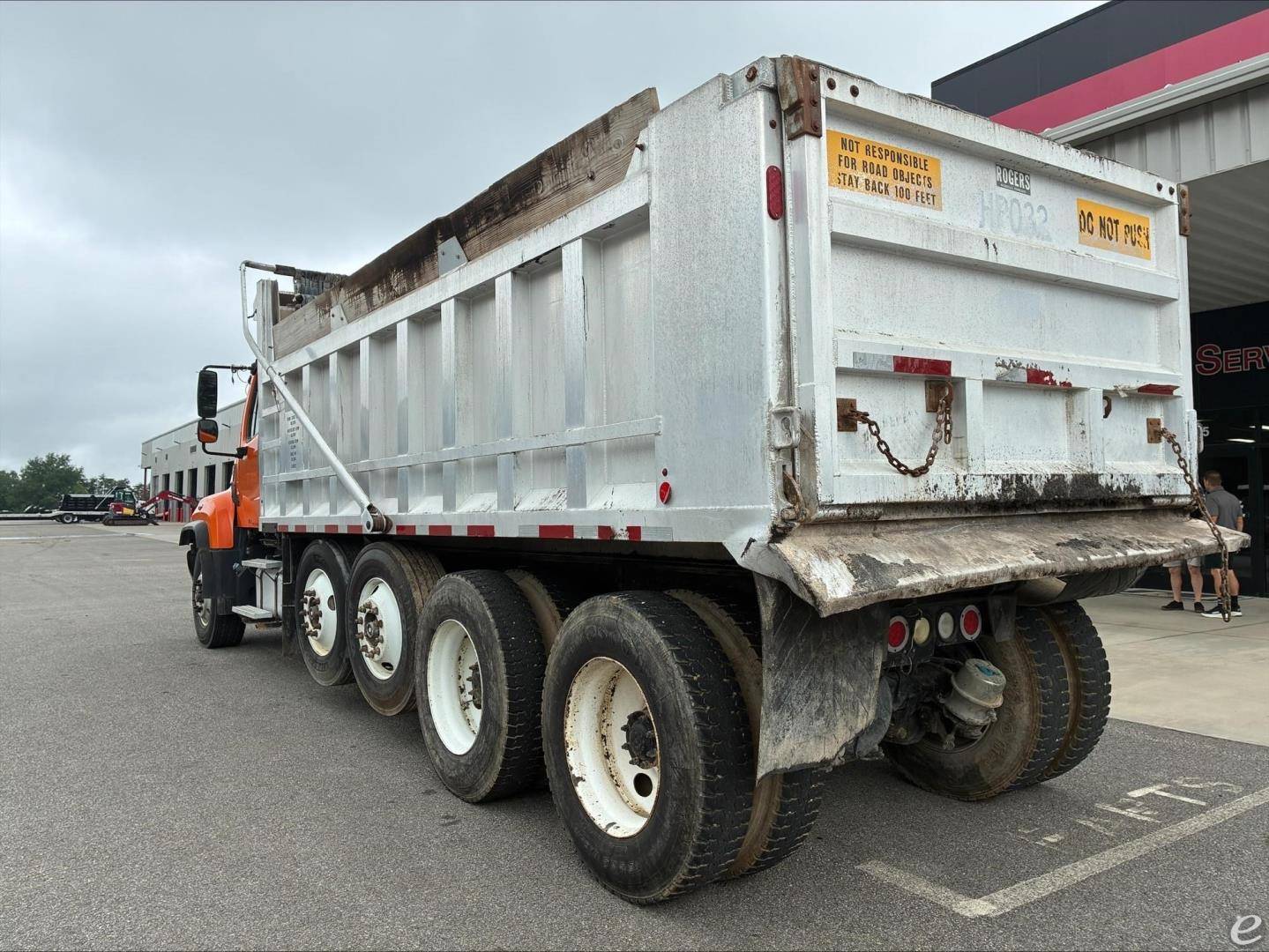 2015 Freightliner 114SD