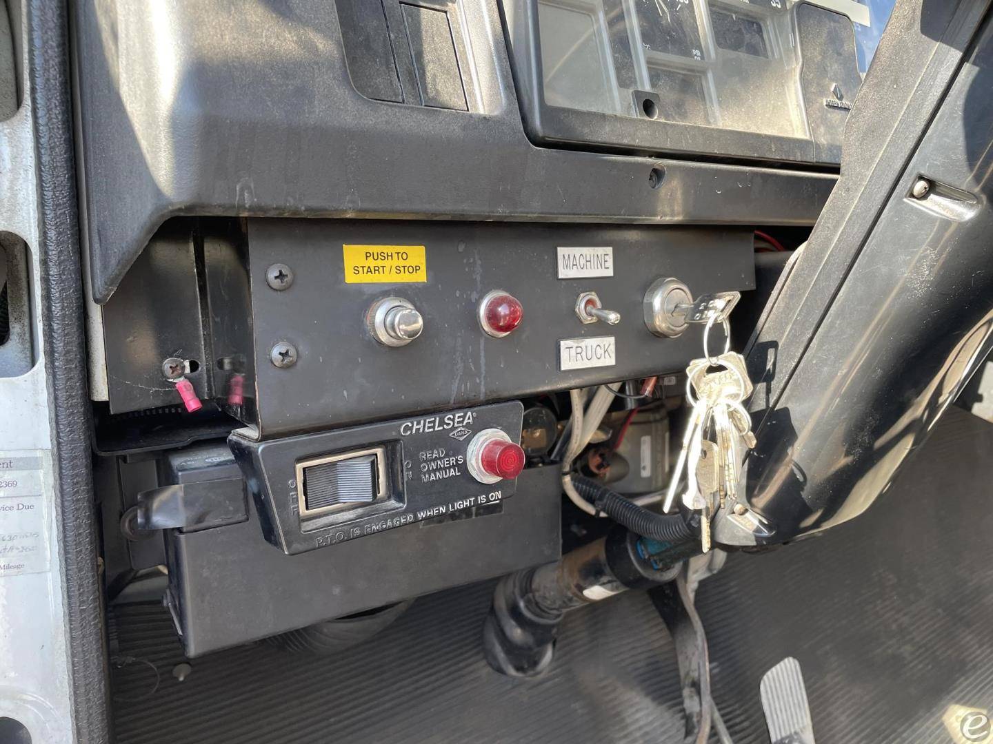 2001 International 4700