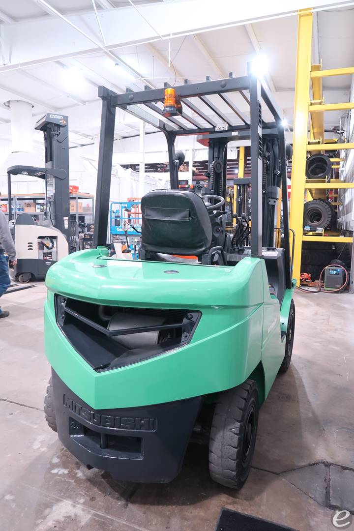 2014 Mitsubishi FD25N Diesel Forklift - 123Forklift