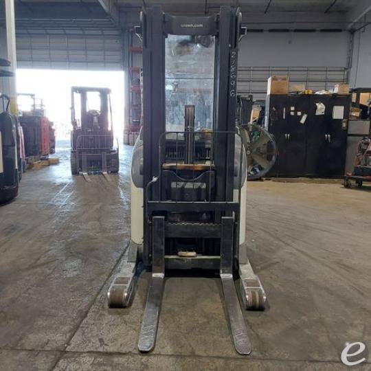 2016 Crown RR5725-45