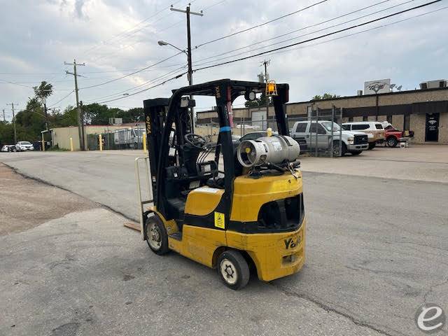 2016 Yale GLC050VXNDAE083