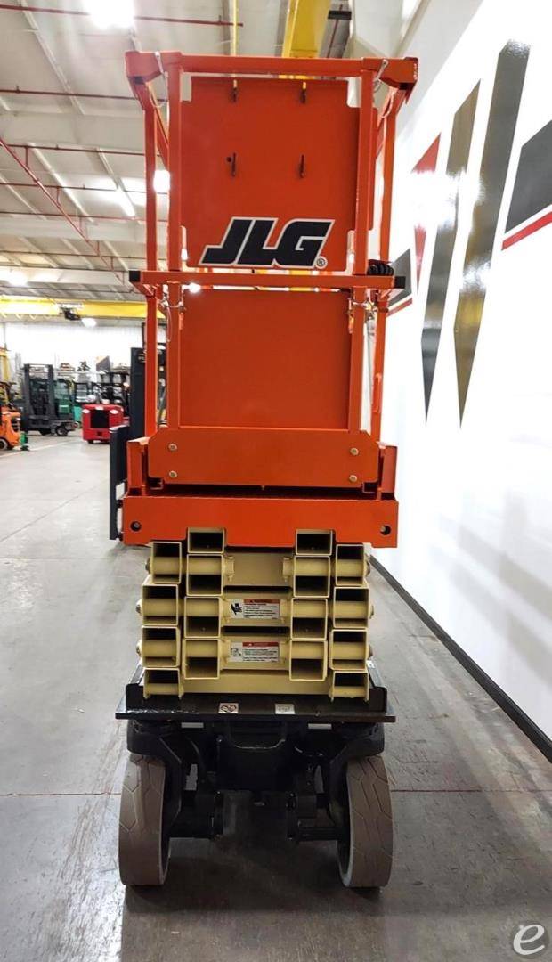 2016 JLG 2632ES