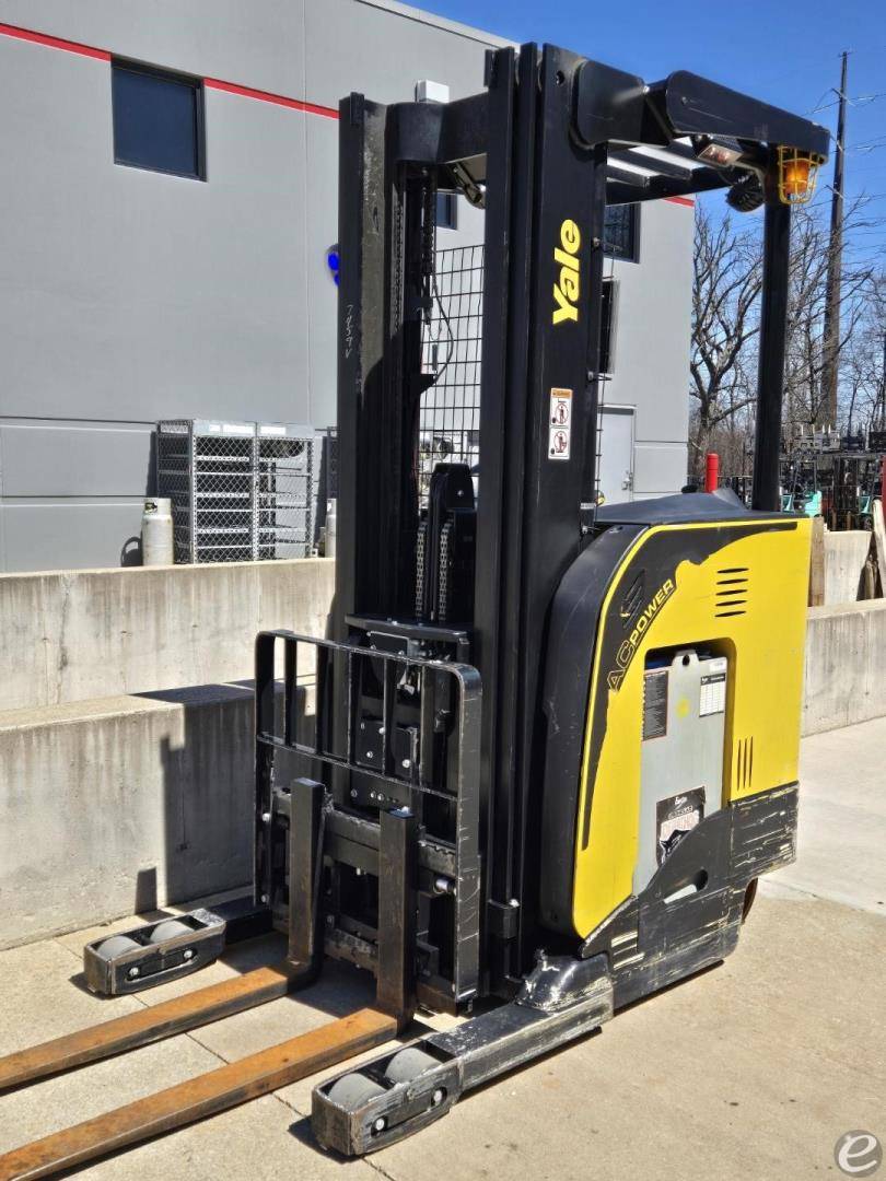 2021 Yale NR045EB