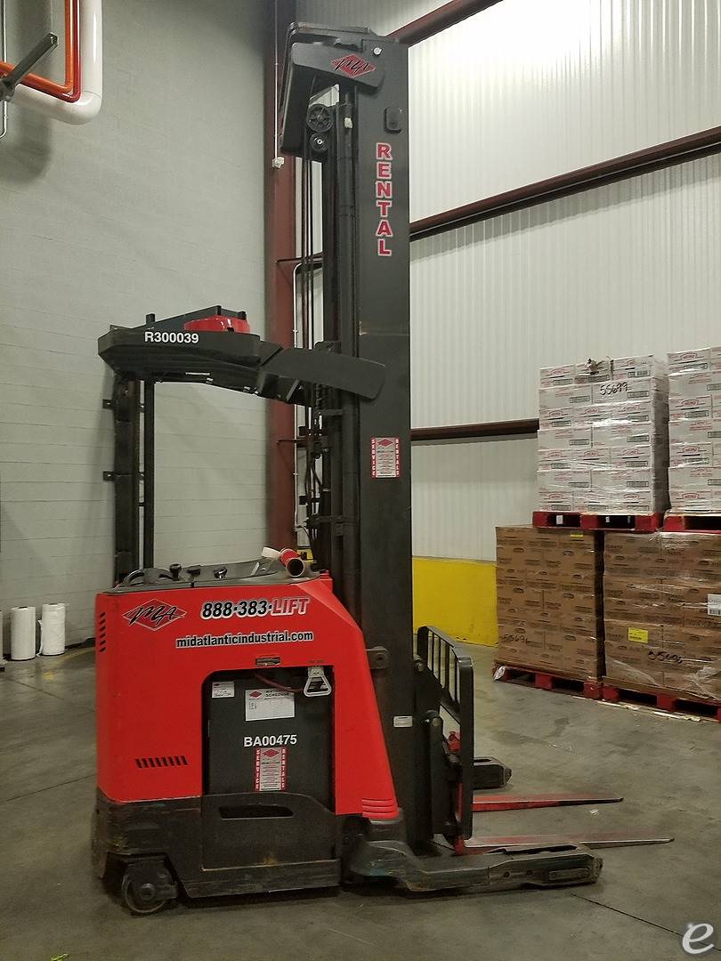 2010 Raymond 7400-DR32TT Electric Reach Truck - 123Forklift