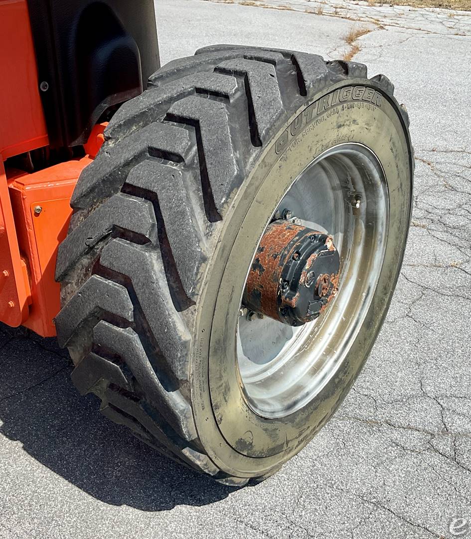 2017 JLG 1350SJP