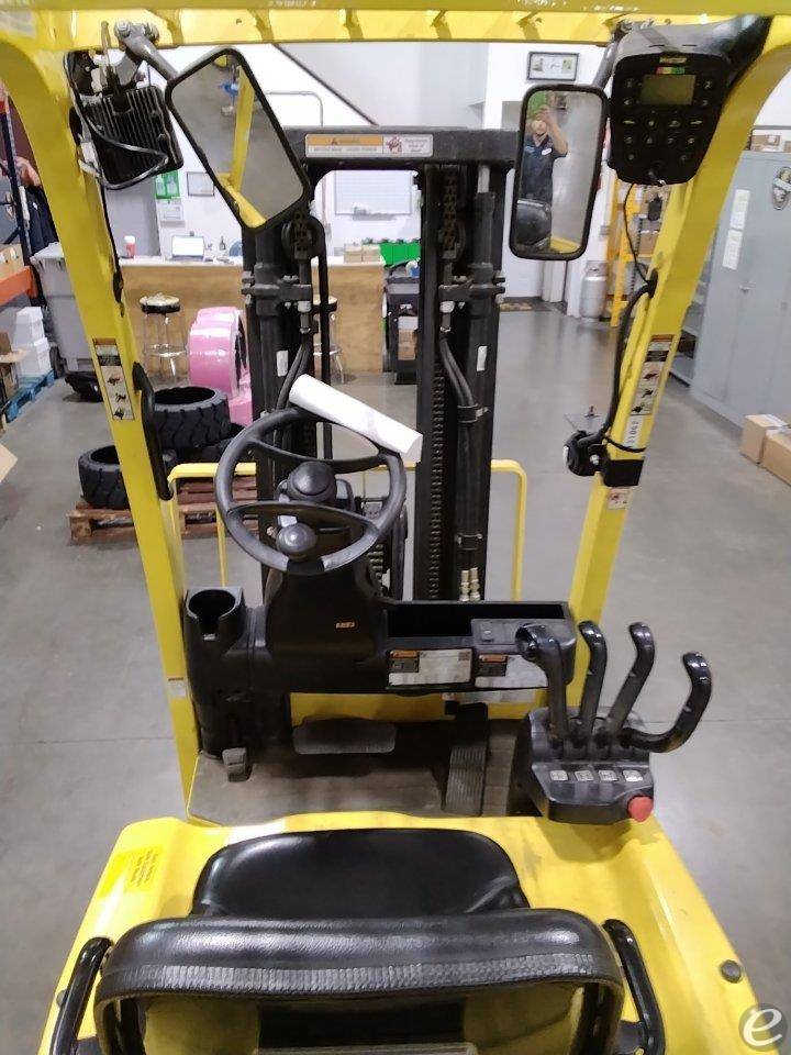 2020 Hyster E35XN