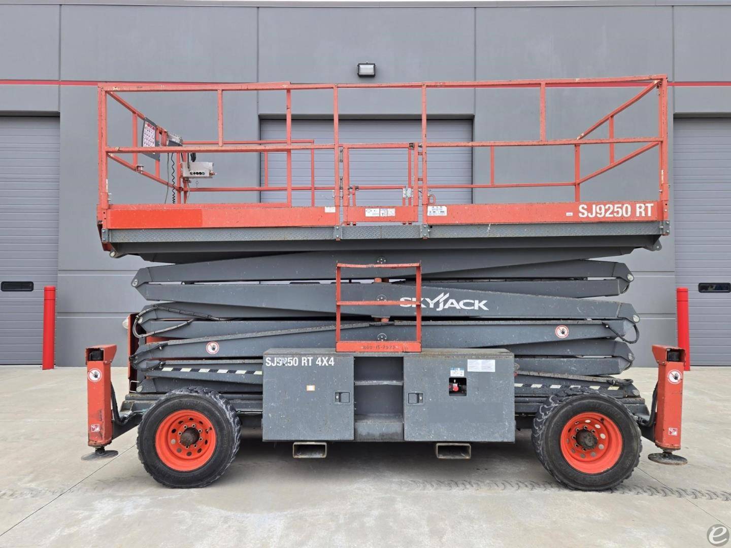2017 Skyjack SJ9250RT